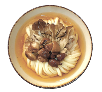 ▲きのこうどん(680円)。冷たい「きのこ生しょうゆうどん」も同価格