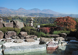浅間山を望む露天風呂