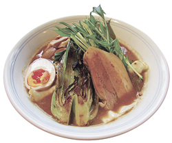昔ながらの味噌らーめん 750円。チャーシューもみそ味