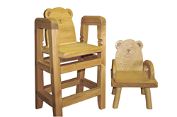 クマイス(右)2万5000円、クマイス(左・テーブル用)4万円