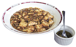 さんしょうの量を好みで調節できる「麻婆豆腐」(580円)