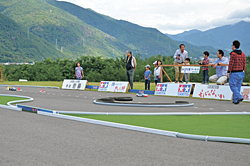公園内の特設サーキット
