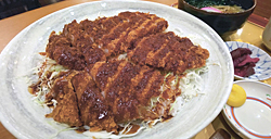 モリ盛りジャンボソースカツ丼