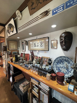 あの店この店＝古美術 みよしや