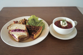 あの店この店＝bake & soup yum-yum（ベイク アンド スープ ヤムヤム）