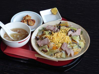 お店・ア・ラ・カルト＝日照庵（にっしょうあん）