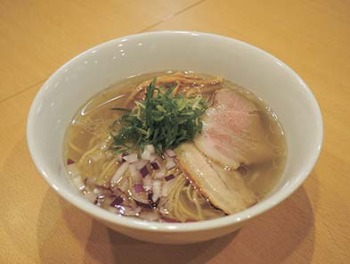 お店・ア・ラ・カルト＝貝出汁らぁ麺 信州潮風